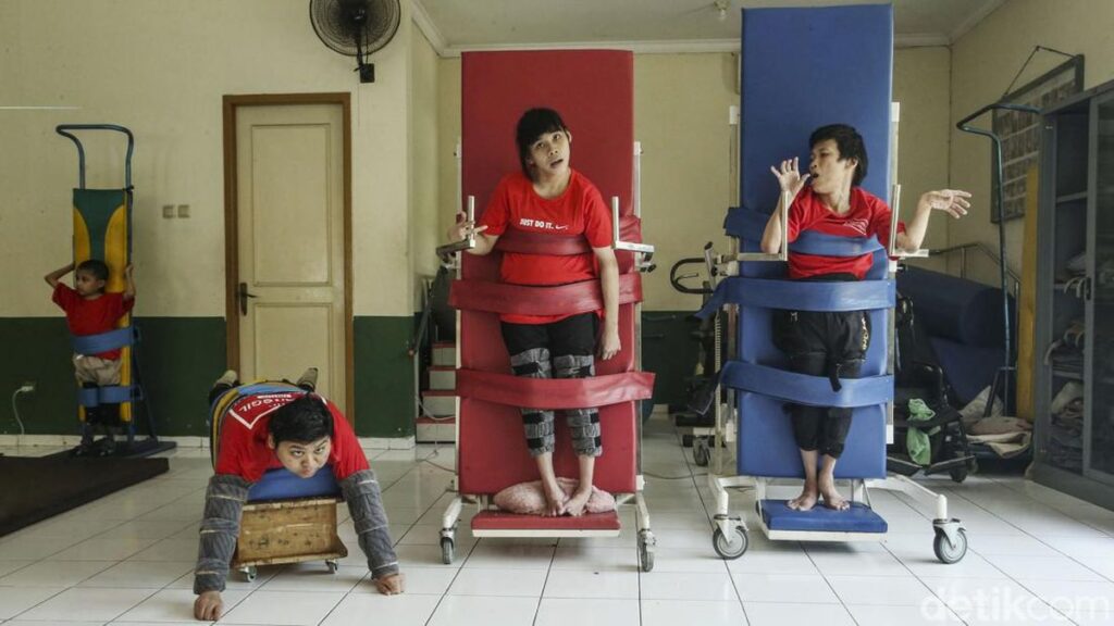 fisioterapi anak cerebral palsy di Jakarta