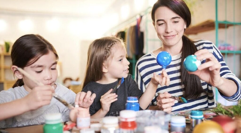 2 Cara Mengatasi Masalah Interaksi pada Anak Sindrom Turner