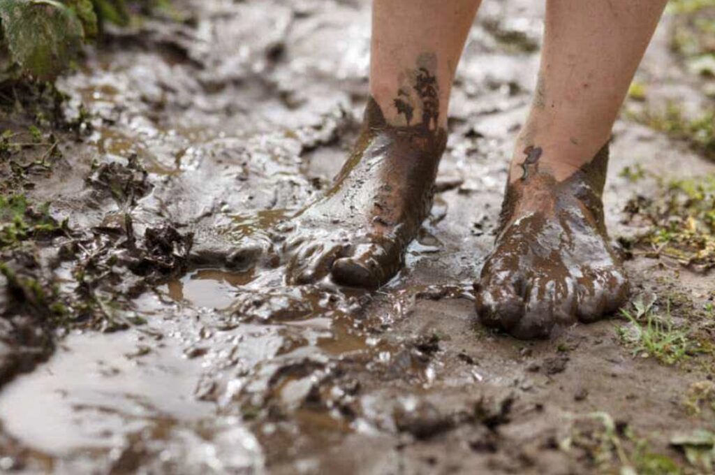 Anak Gangguan Integrasi Sensorik Takut Kaki Kotor Kena Tanah