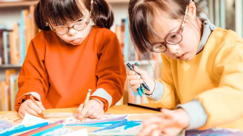 Cara melatih anak down syndrome berbicara