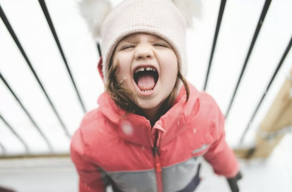 Kenapa Anak Autisme Klasik Tiba-Tiba Nangis di Mall