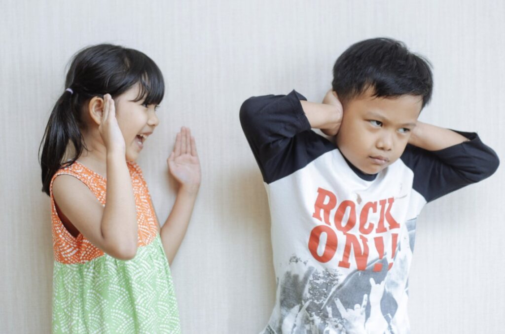 Mengapa Anak Sindrom Asperger Sulit Memahami Guyonan