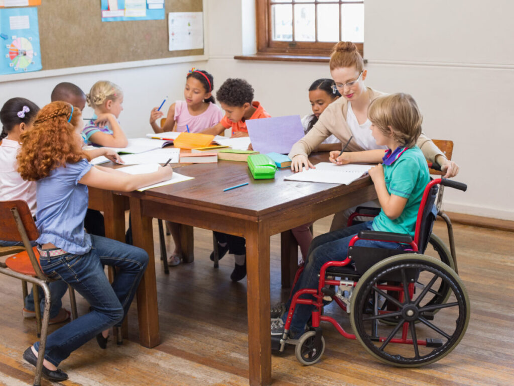 Sekolah khusus untuk anak distrofi otot