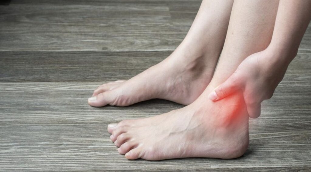 5 Cara Mengatasi Asam Urat Tanpa Minum Obat Saat Darurat