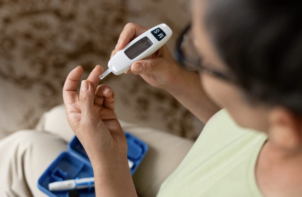 Menjelaskan Diabetes ke Anak Kecil Tanpa Membuatnya Takut