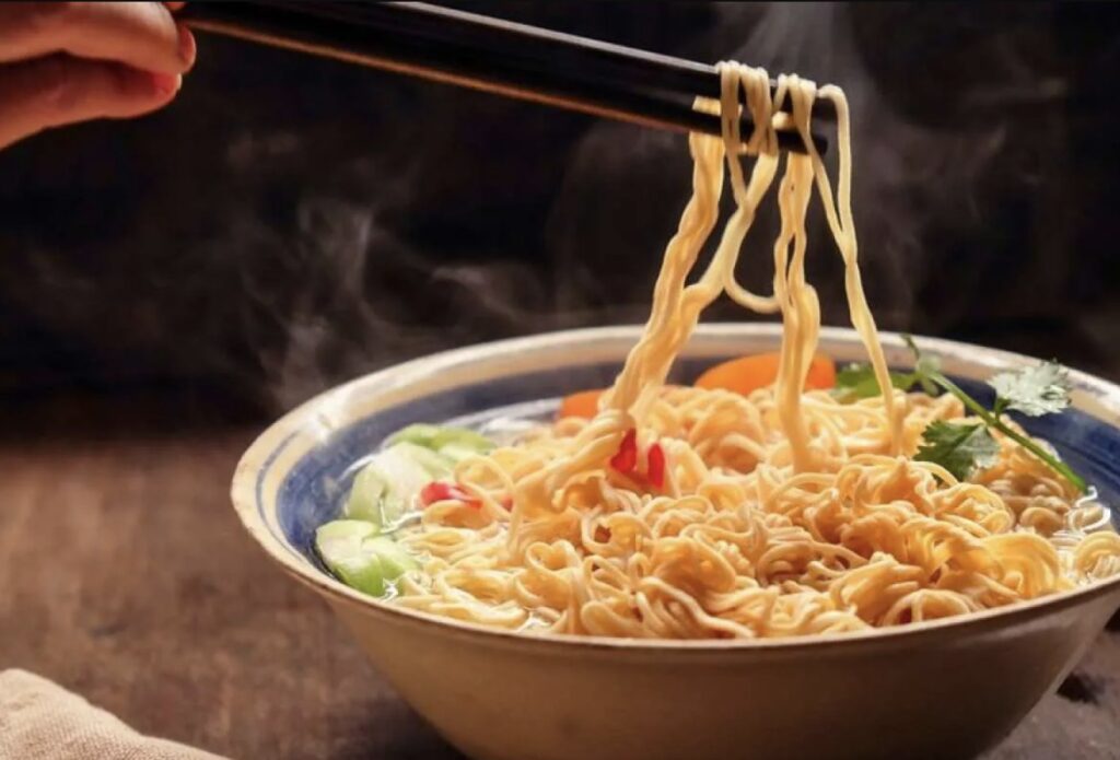 Sering Makan Mie Instan Bikin Tumor Cek 3 Faktanya Disini