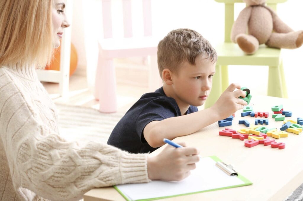 Ini 5 Strategi Behavioral Therapy pada Anak Autis Jalani Puasa