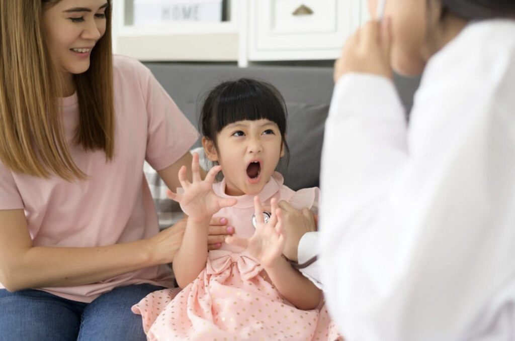 Kenali 3 Perilaku Tantrum pada Anak Autis Jelang Buka Puasa