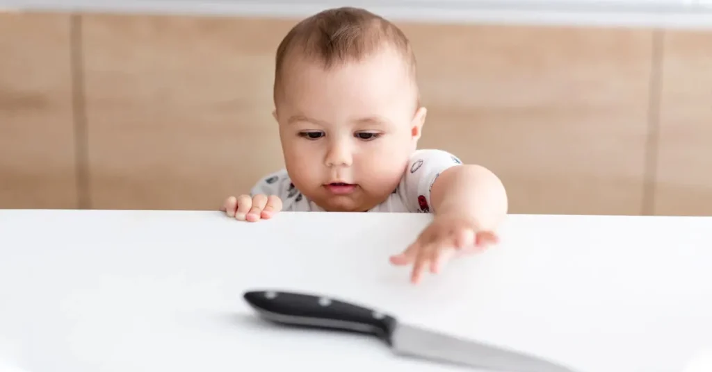 Bahaya barang tajam bagi anak autis nonverbal