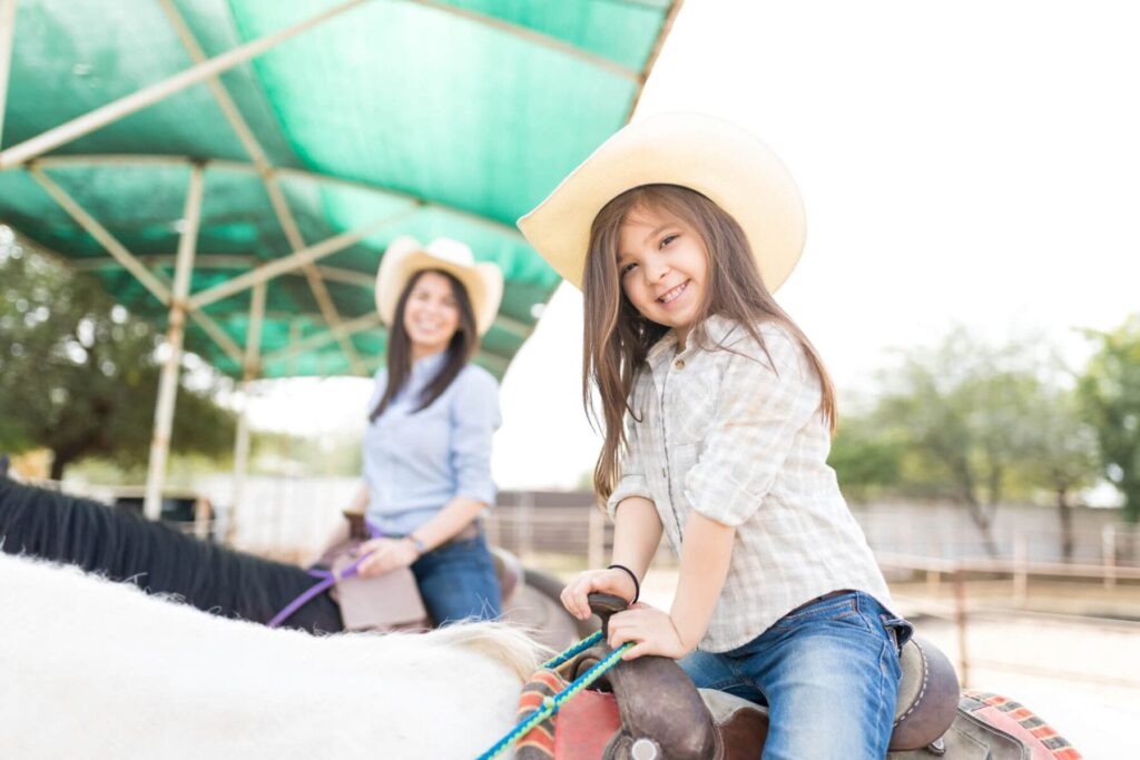 Terapi Berkuda Hippotherapy untuk Anak Autis