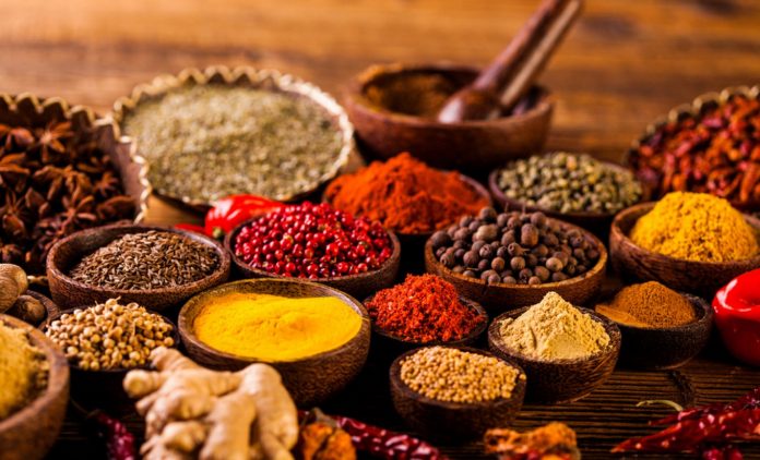 Rempah & Herbal Indonesia Teratas untuk Disimpan di Dapur Anda