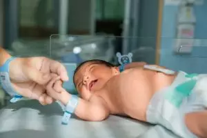 Deteksi Dini Setelah Bayi Lahir Prematur Jika Tidak Ingin Terlambat