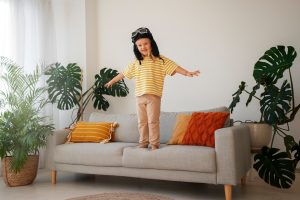Kenali Bahaya Bermain Lompat-Lompat Untuk Anak