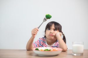 Orang Tua Wajib Ketahui Efek dan Solusi Anak Sulit Makan