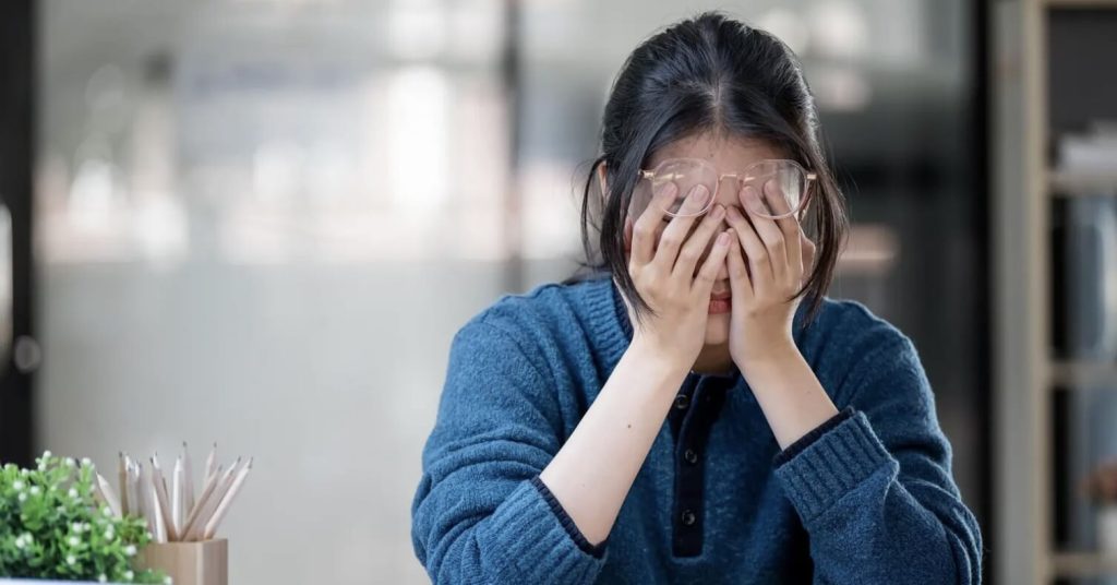 Stres Jadi Darah Tinggi Naik, Ini 3 Cara Menurunkan Tanpa Obat