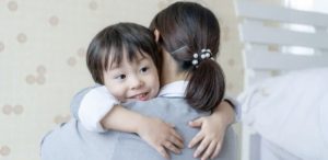 3 Cara Mengajari Anak PDD-NOS saat Naik Kendaraan Umum