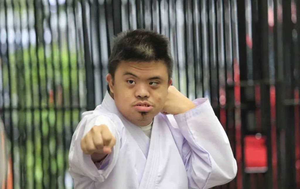 4 Mitos maupun Fakta pada Anak Down Syndrome + Tunarungu
