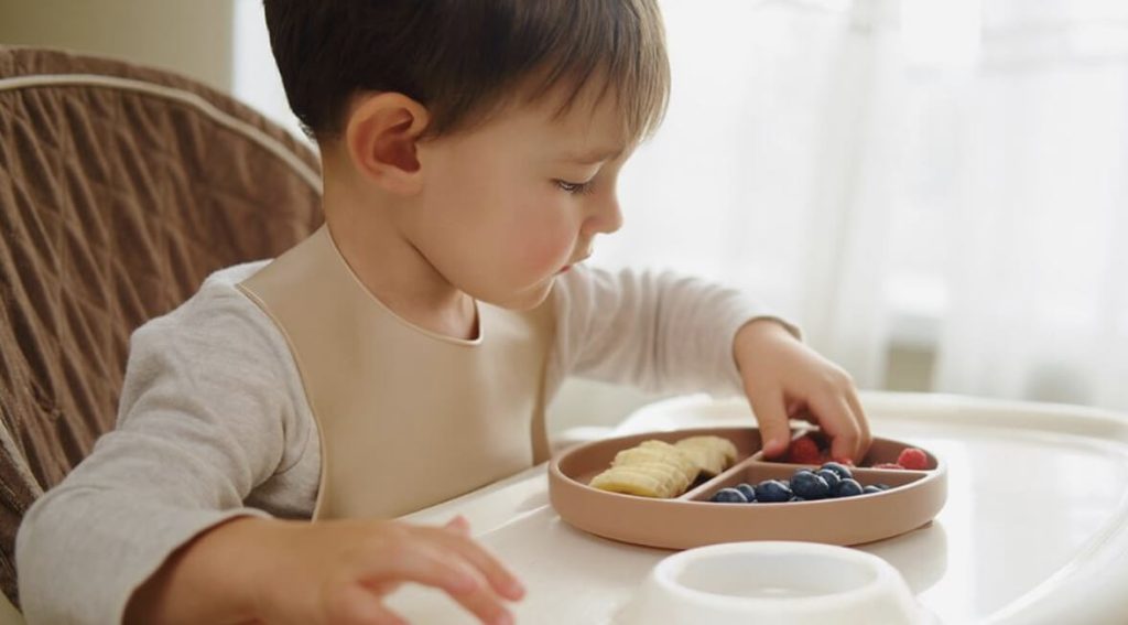 4 Rahasia Sukses Mengelola Diet Anak PKU yang Aktif